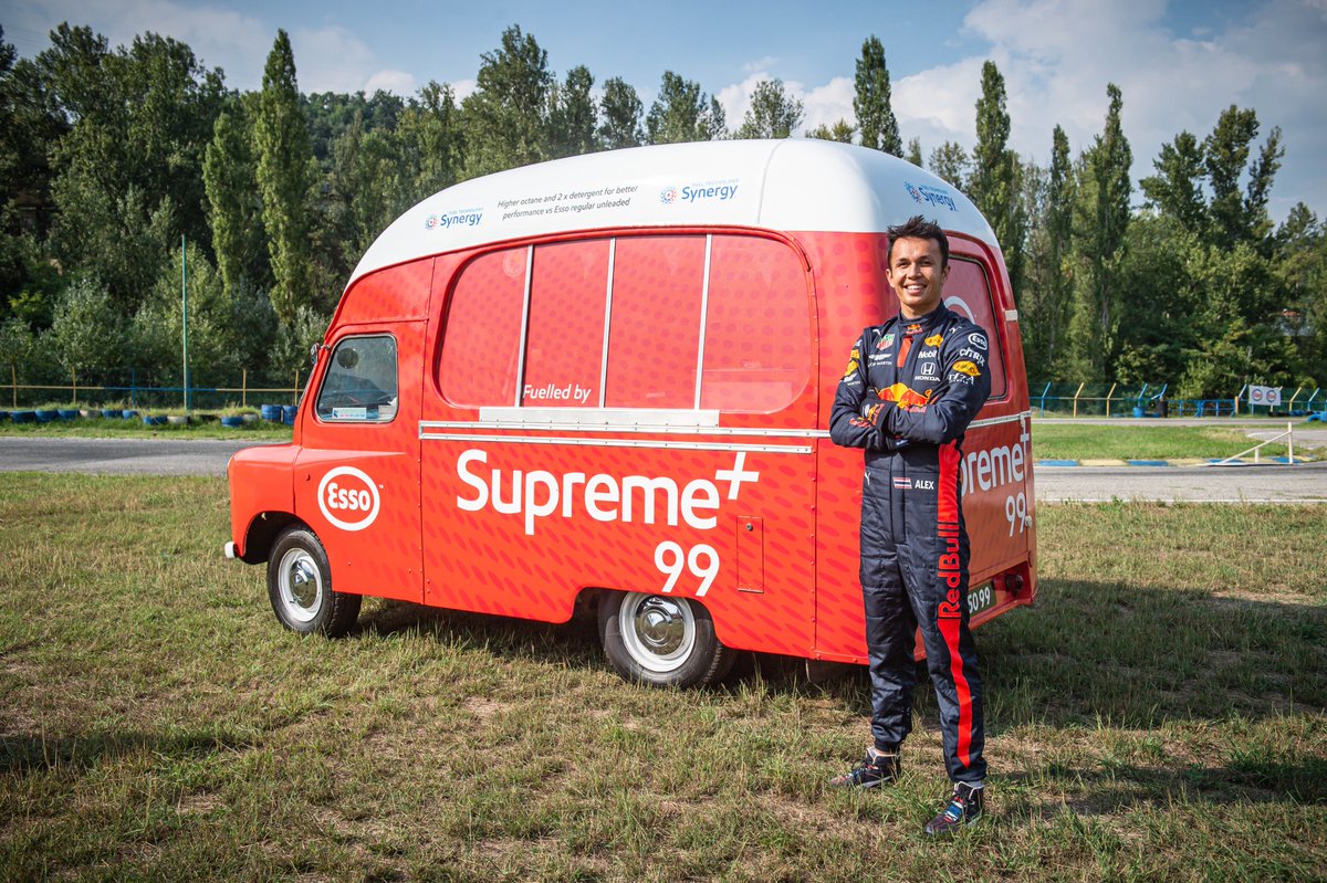 Esso_GB's tweet photo. Can @alex_albon scoop up a victory against @CroftyF1 ....but in an ice cream van?!🍦🚐🏆🏅 Check out how they did in the our Synergy Supreme⁺ 99 Challenge. https://t.co/PlqdHGF35n #Esso  #AstonMartinRedBullRacing #Albon https://t.co/PmXTbiGdeG
