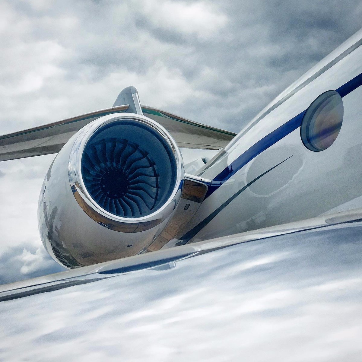 RollsRoyce's tweet image. We pride ourselves on supporting our #BizJets customers in their hour of need and is exactly why we created #CorporateCareEnhanced. This level of support has earned us #1 spot in the @AINonline product support survey . #IntelligentEngine ow.ly/kkbb50BUzkW