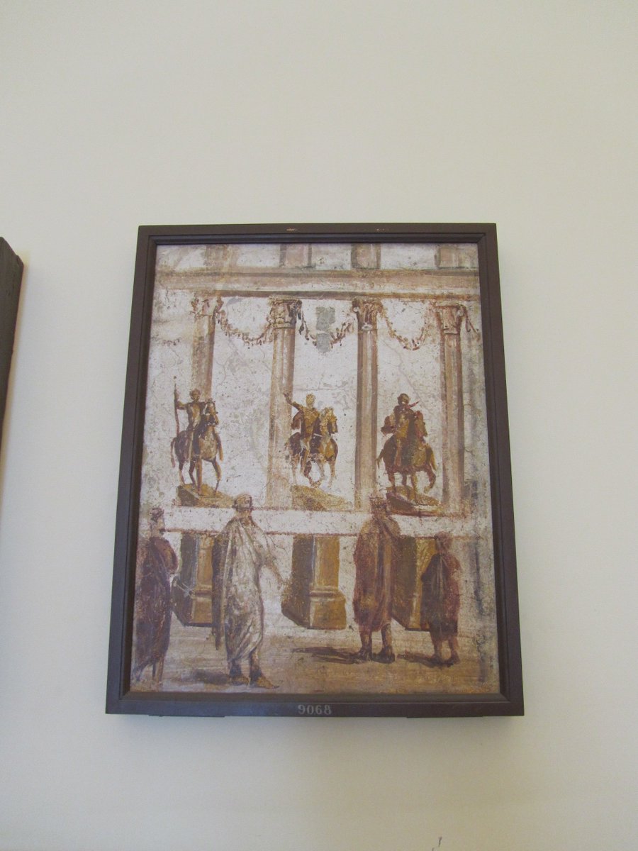 Carla_Ardis's tweet photo. Today's #FrescoFriday is inspired by #EquusOctober (See @roamintheempire tweet๐)
From the praedia of Julia Felix in @pompeii_sites, this fresco at @MANNapoli rapresents a scene of everyday life in a #forum: some people are reading an edict exposed in front of equestrian statues. https://t.co/ay7JaZuTO6