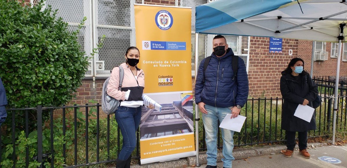 CancilleriaCol's tweet photo. Desde hoy y hasta el domingo el Consulado en Nueva York, con la Red de Hospitales de la ciudad, tienen una jornada solo para colombianos que quieran tomarse la prueba COVID-19 sin ningún costo. Pueden acercarse a la 50 -53 Newtown Road, Woodside NY 11377. https://t.co/x7cdJOiBTr