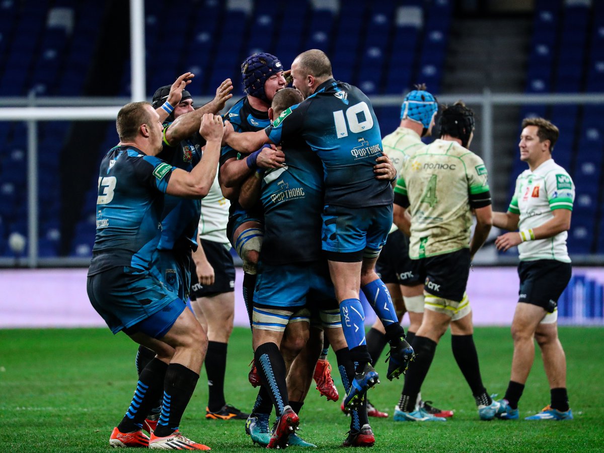 RugbyRussia's tweet photo. Победные эмоции «Енисея-СТМ» сразу после финального свистка! 🎉 https://t.co/FCa0kT38ds