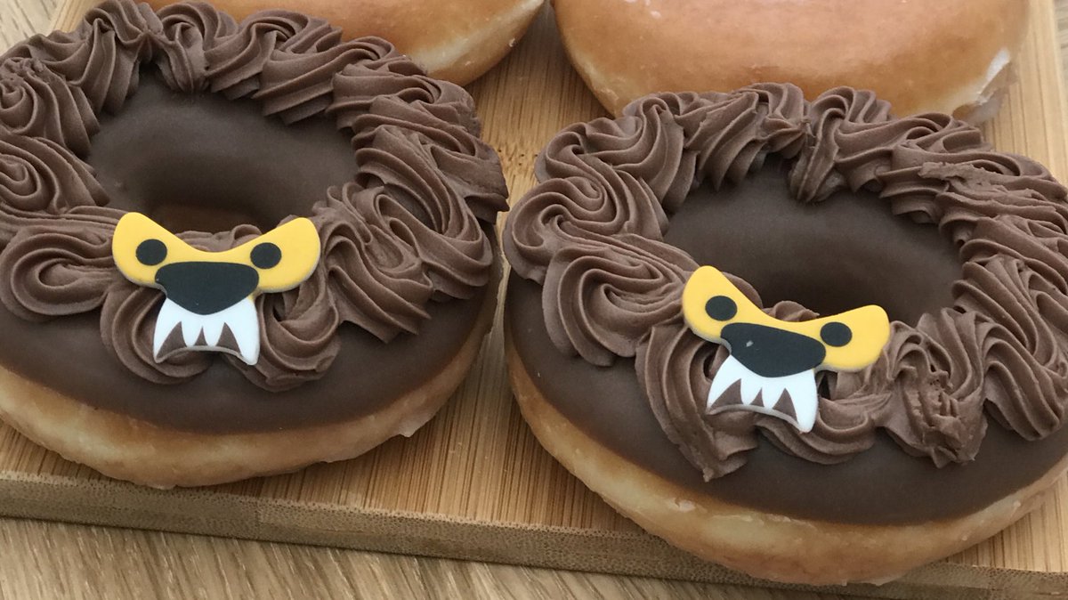 krispykremeUK's tweet photo. Happy Friday 🥳
How’ll you be spending this weekend? https://t.co/EDexsuYwNK