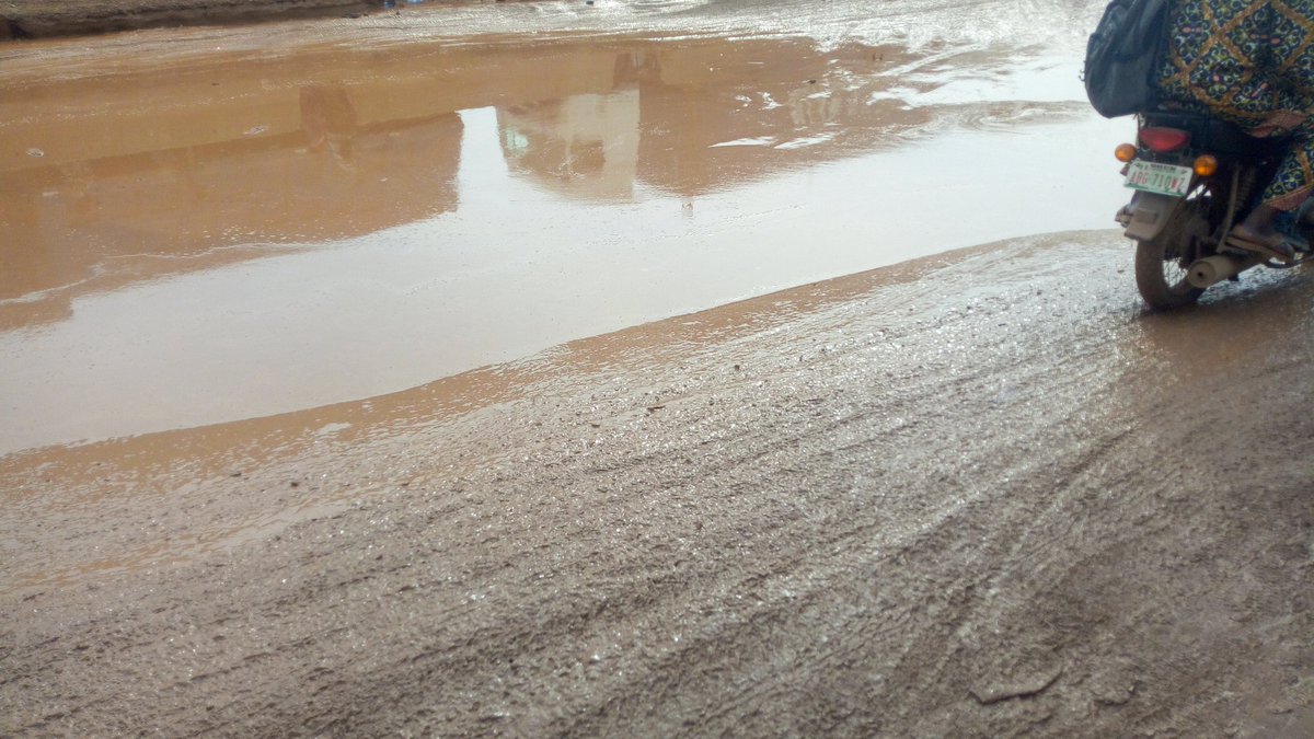 Elexy007's tweet photo. So sad... Apart of SARS wahala, this is Sango Ota, Ogun state.
The roads are terrible.
Right on this road, you will see VIO, FRSC, Police, Task force... All on this bad road, collecting their share ππ
So sad.π
#EndSARS #fixotaroad #EndSarsProtests #Ogunstateprotest https://t.co/gVtA8Hu8yy