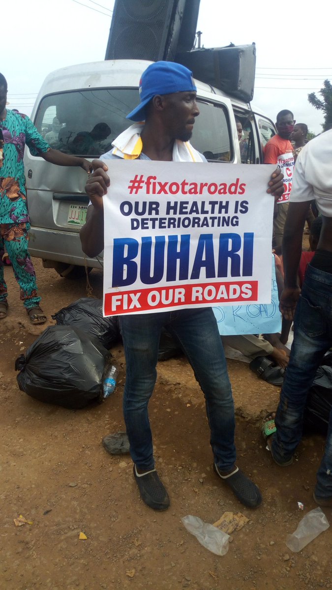 Elexy007's tweet photo. So sad... Apart of SARS wahala, this is Sango Ota, Ogun state.
The roads are terrible.
Right on this road, you will see VIO, FRSC, Police, Task force... All on this bad road, collecting their share ππ
So sad.π
#EndSARS #fixotaroad #EndSarsProtests #Ogunstateprotest https://t.co/gVtA8Hu8yy