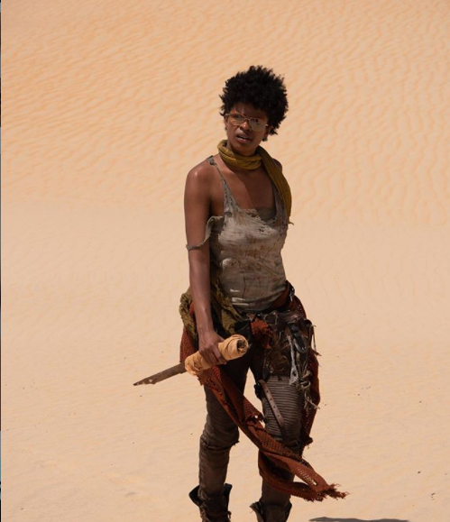 darasgf's tweet image. ela era um poema // ela se deu ao trabalho de decorar cada linha, letra, e virgula, e foi mais que o suficiente. #tresporcento #threepercent #3porcento