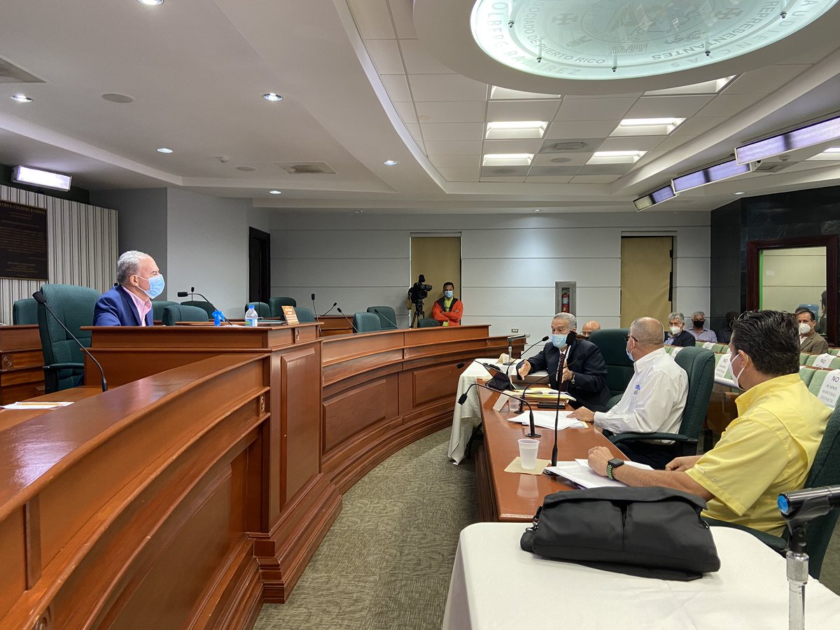 RepVictorPares's tweet photo. Como parte de la investigación sobre la implementación de los estatutos que rigen el proceso de la Alianza Publico-Privada para administrar el sistema de transmisión y distribución de la AEE, deponen en la Comisión cameral de Energía la UTIER, UITICE, UEPI, y la UPAE. #RC64 https://t.co/3GZ1aA2sMz