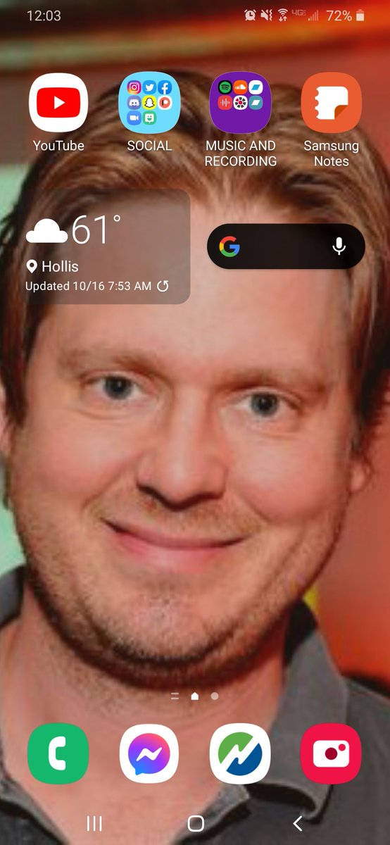 ThiccTimhead's tweet photo. New lock screen and home screen 😱🙂❤❤❤❤❤ https://t.co/lRAPkseouM