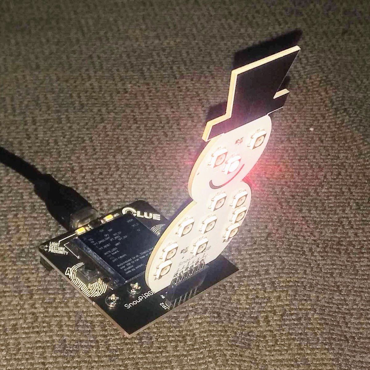 DavidGlaude's tweet photo. Putting #SnowPi RGB from @ryanteck to a good use.
@CircuitPython #coronavirus tracing app detector.
Turn on one LED per unique BT advertisement from a phone running a contact tracing app. Green=Low signal, RED=Strong signal, Blue=now silent.
Source code: https://t.co/jx0zDWMf73 https://t.co/0ppPuDNe5p