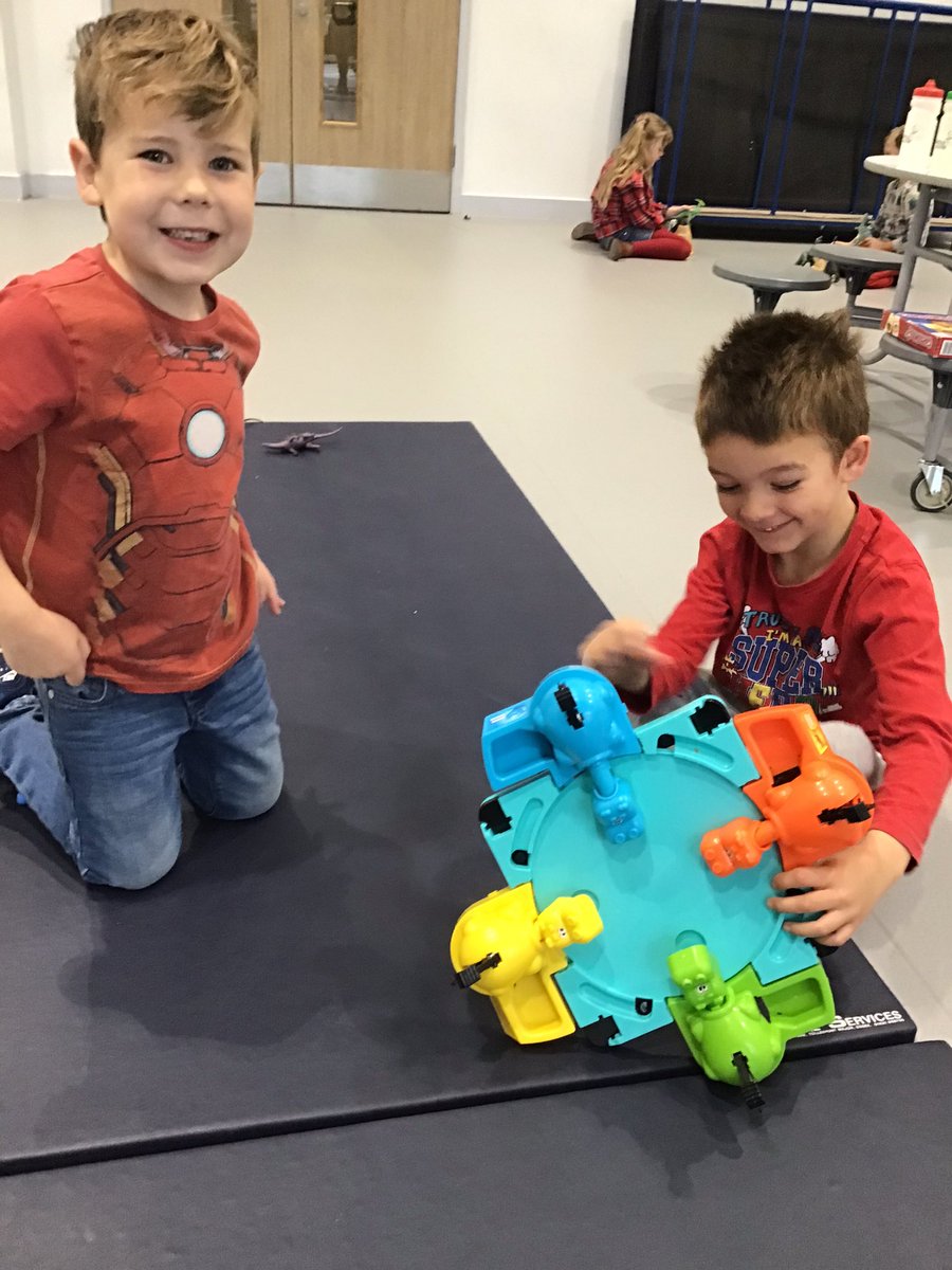 CHPSKidsClub's tweet photo. Today we wear red to #showracismtheredcard as well as making an extra effort to always be kind to one another in breakfast and after school club ππ« #chpsrec #chpsnursery #chpsy1 #chpsKidsClub https://t.co/rbqHl20SXp
