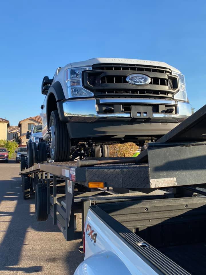 PeoriaFord's tweet photo. Morning full of deliveries for our Commercial Fleet Sales team, but don’t worry, we have plenty more to take care of all your needs! (623) 583-5461 #WeOwnWork https://t.co/auza8pF0ot