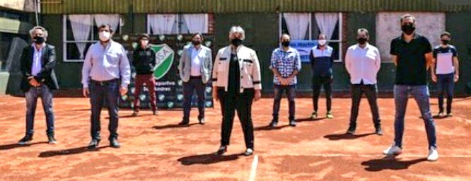 Con <a href="/fmoreiraok/">Fernando Moreira</a> Intendente de <a href="/MuniSanMartinOk/">Municipalidad de General San Martín</a> visitamos el <a href="/Depor_SanAndres/">Club Deportivo San Andrés</a> con <a href="/zabala7/">mariano zabaleta</a> <a href="/MVassalloA/">Martín Vassallo Argüello</a> por la <a href="/AATenis/">Asociación Argentina de Tenis</a>. Felicitamos a su Presidenta Cinthia Nicolov por la tarea deportiva y comunitaria que impulsan junto a <a href="/JavierCardei/">Javier Cardei</a> <a href="/balaguermarcelo/">Marcelo Balaguer</a> desde el área de deportes.
