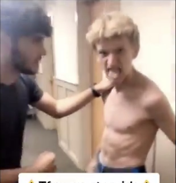 iannjacobb's tweet photo. @TTfue REMAKE THIS!!😭😭😭😭 https://t.co/QeIiCVhqFD