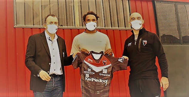 julien veyre tweet media