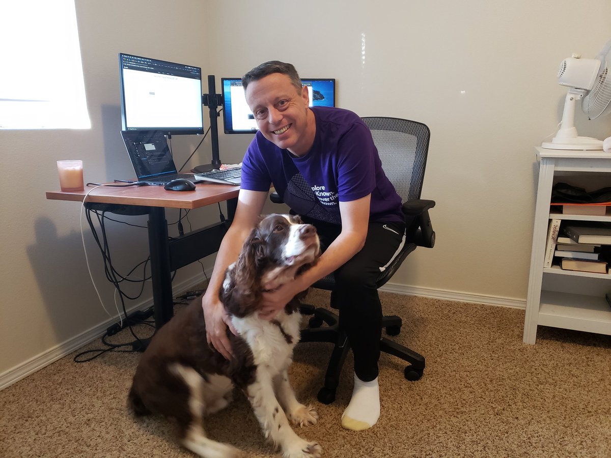 drinkdata's tweet image. My dog is helping me hack for the Looker JOIN Conference Hack@Home! @LookerData @bytecodeio #Looker_hack #JOINData