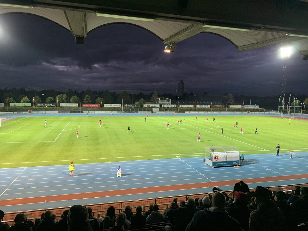 HIF v SIF. Herligt med livebold!!!!