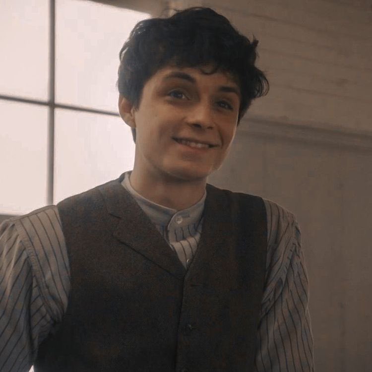 The smile from ear to ear smile, look at him he looks happy.  #renewannewithane