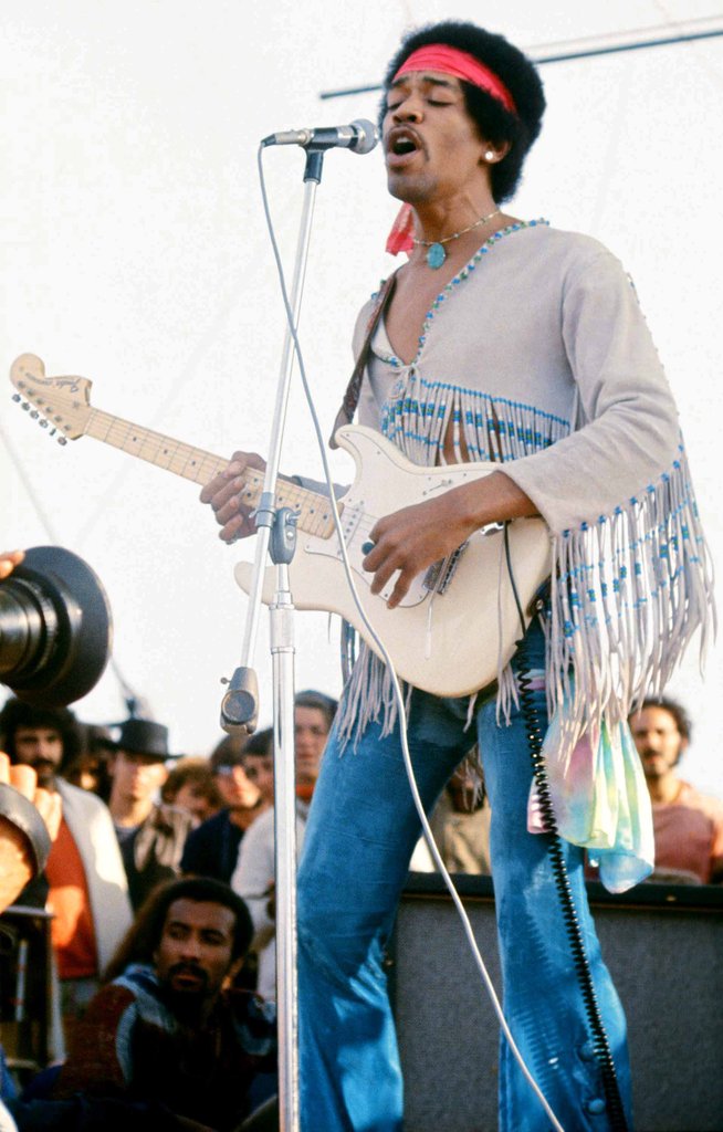 Quick fashion history 101 - fringe has been very popular w/ performers utilising the trim 2 add movement & presence. Fringe is used heavily in performance but also traditional cultural garments like the Native American tunic worn by Hendrix as a homage to his Cherokee grandmother