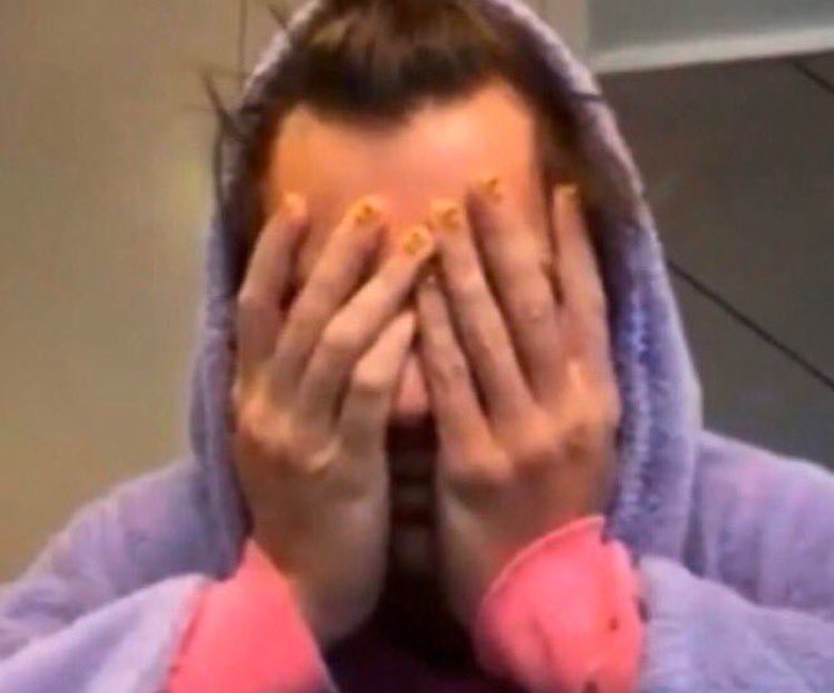 kirsten perrelli (wh0re4_harry) Twitter