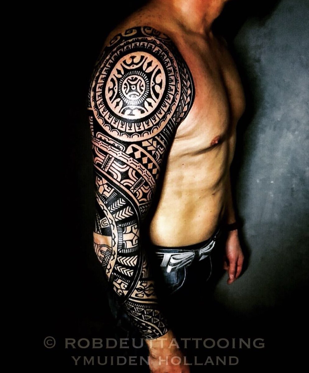 robdeut's tweet photo. polynesian geinspireerde tattoo tattoosleeve tattooed door robdeut robdeuttattooing ijmuiden amsterdam https://t.co/s6aOCG8Ij7