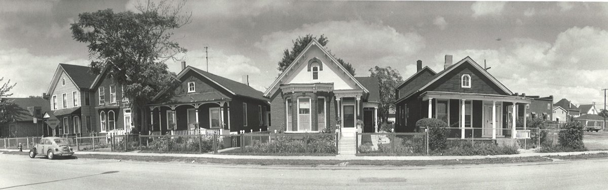 MISHPO's tweet photo. Then and now on Bagley Street in the #Corktown National Register Historic District, #Detroit. B&amp;W from the 1978 National Register nomination, color from Google Streetview 2019. #PreservationWorks #ThisOldHouse #SlugBug https://t.co/GakpfttRVK