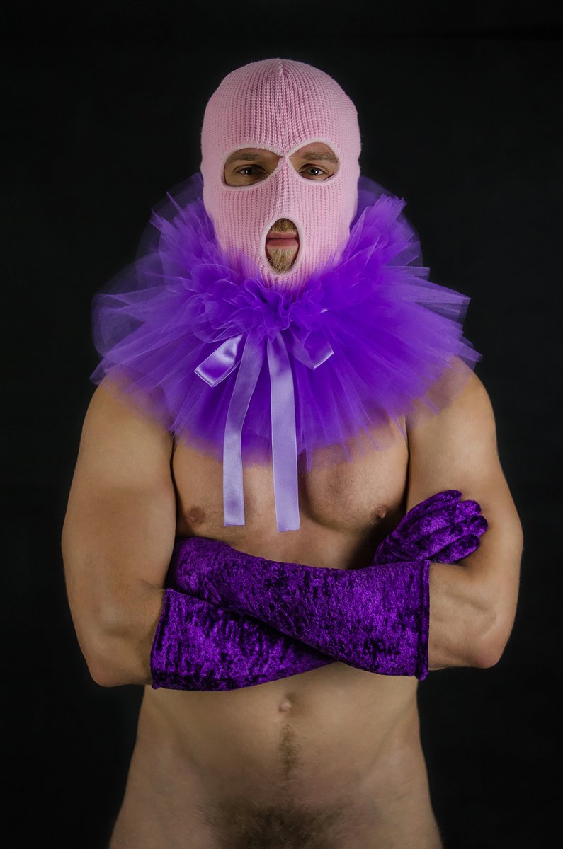mateuszfotograf's tweet photo. My new edytorial for @eroticco_mag!
model: anonymous.
clothes: #momidesign
More photos here: https://t.co/SBPX0CmFbB
#photoshoot #edytorial #explicitcontentfunhouse #musclemodel #muscleman #anonymous #gayart #eroticcomag #naked #blackandpurple #abs https://t.co/AMxxCh1bbP