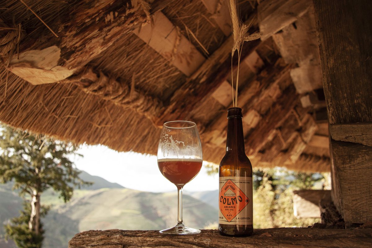 cervezascolmo's tweet photo. En breve os contamos algo muy especial...🧡🌾
~Mientras tanto, disfrutad del fin de semana!!
#cervezaArtesana #cervezasColmo #ancares #RYE #ipa #centeno #teitos #ProyectosBonitos #sabor #olor #ancares #montaña #paraisonatural https://t.co/i8k9bjJ4VC