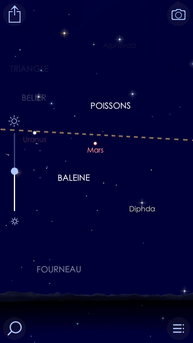 J’en profite pour rappeler que Mars est très proche de la Terre en ce moment et qu’on la voit merveilleusement bien. Que vous soyez en mode couvre-feu ou pas, n’hésitez pas à regarder le ciel :-) (Des applis comme Star Walk 2 vous diront où regarder précisément.)