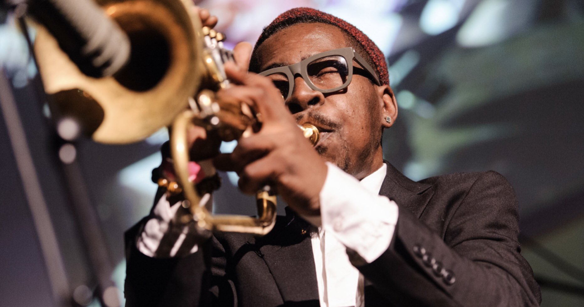 Happy birthday Roy Hargrove. We re still listening. Thanks for the swing. 