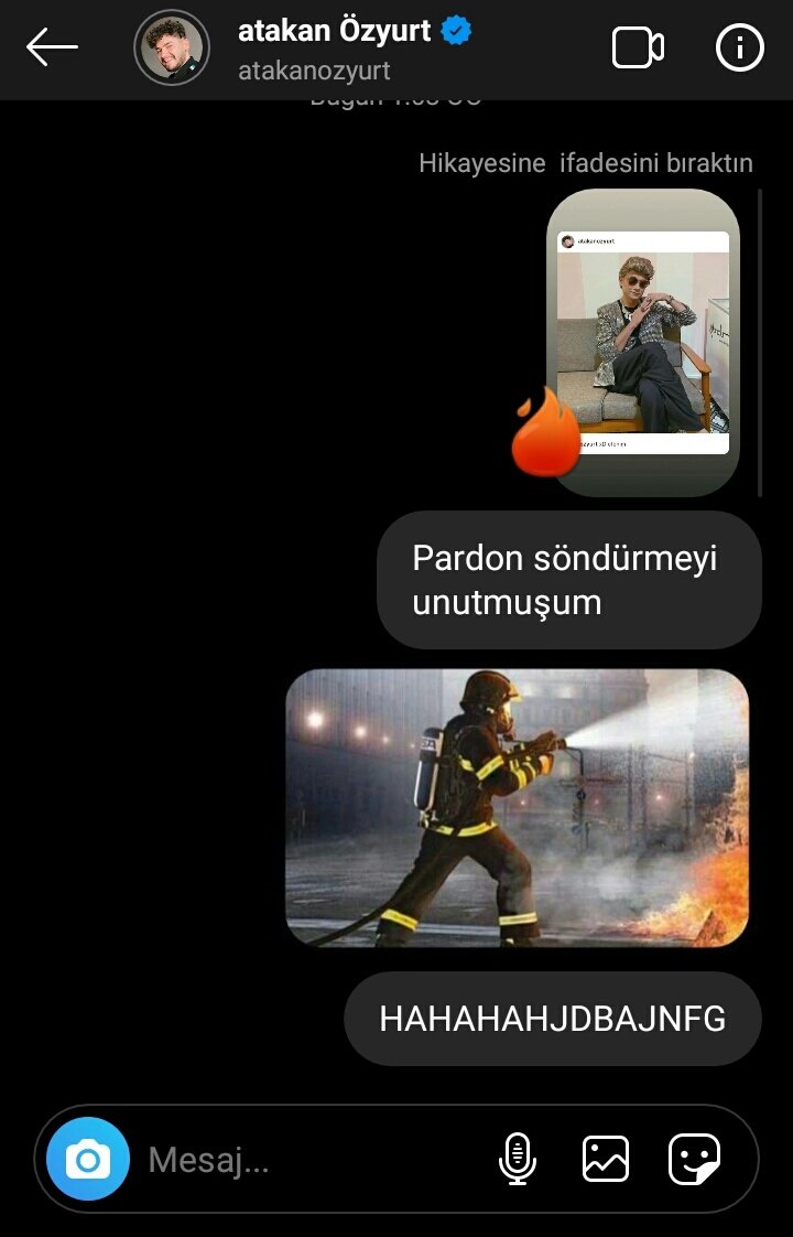 atakansevdam's tweet photo. Atakan'ın assla görmeyeceği mesajlar atmak ahshajsjsd en sevdiğim aktiviteler falan https://t.co/qrNUCon2JE