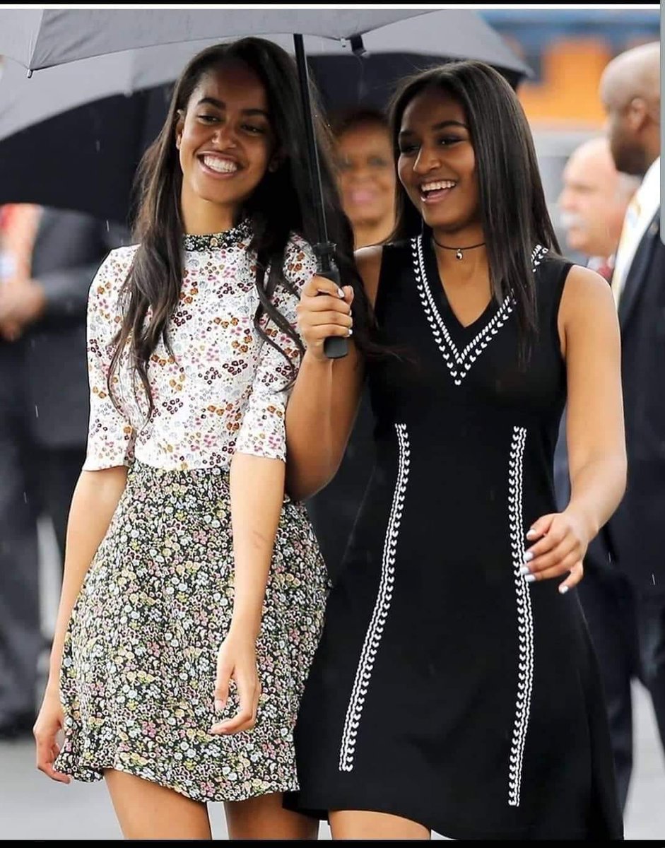 AuthorJoeNBrown's tweet image. One can always distinguish the character of a person by their personality, their demeanor, and their social behavior. We know that #FirstDaughters Sasha &amp;amp; Malia #Obama are happy 😃 campers by their smiles. Parents have a big affect on their kids. #SmileMore #smileforONCEandTWICE