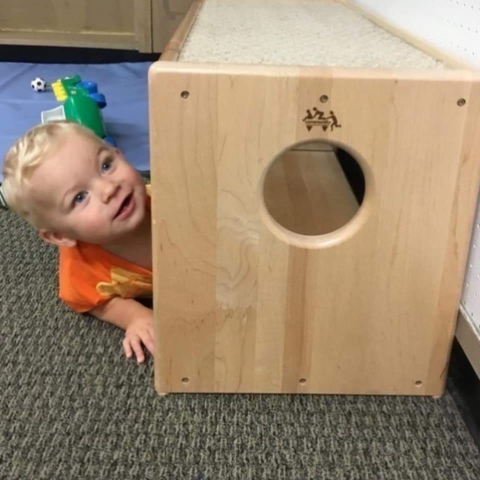 AMT_AH125's tweet photo. Peekaboo! We see you! Here, our friend found a new way to play peekaboo, and as he controls the timing of his giggly surprise, his self-regulation grows! #executivefunctioning #peekaboo #GrowWithAMT https://t.co/nHEC6Tngb4