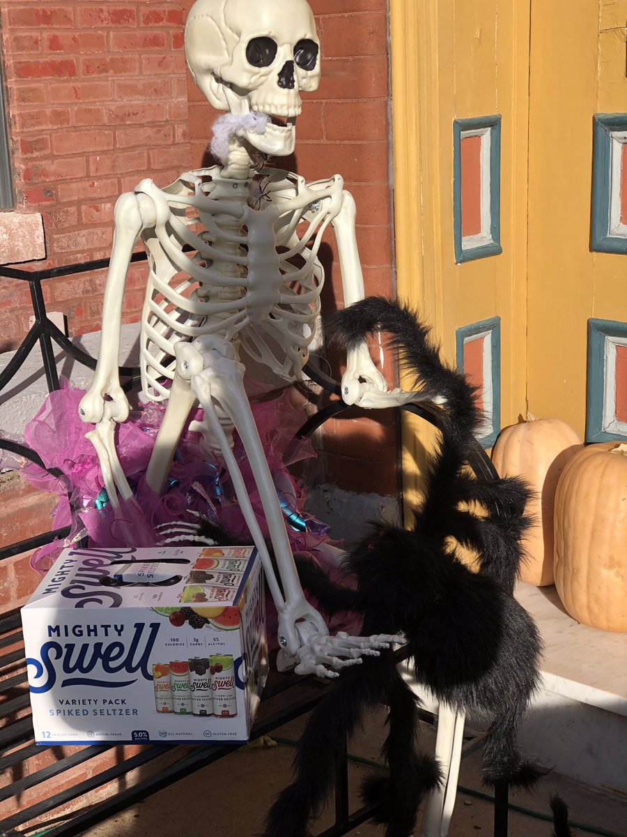 CheeseburgerFFL's tweet photo. Hey, @mighty_swell people here in St. Louis are literally dying for this stuff. https://t.co/LXcQbsA56s