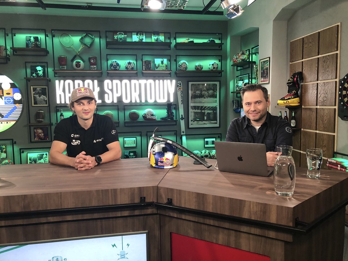 W studiu @K_Stanowski i @JedrekBargiel czekają na wasze telefony 😏
👉 https://t.co/faiSeaMjjh https://t.co/Te2MQg3j7W