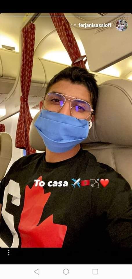 MokhtalatOff's tweet photo. #ساسي_هترجع_اقوي
لما نزل الصورة دي امبارح كانت كل تعليقات الزملكاوية ده باين عليه تعبان ومرهق فرجاني سافر مش علشان مسؤولي الفريق ضغطوا عليه ولا الجمهور سافر علشان زهق من الشائعات اللى بتنزل عليه من غير ما يعمل اى حاجة https://t.co/xRgWeyMnJG