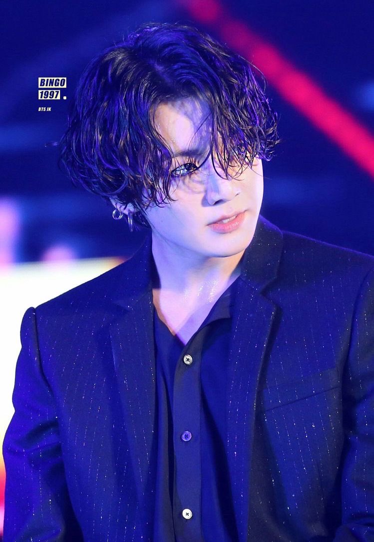 JK W/ WET HAIR>>>>