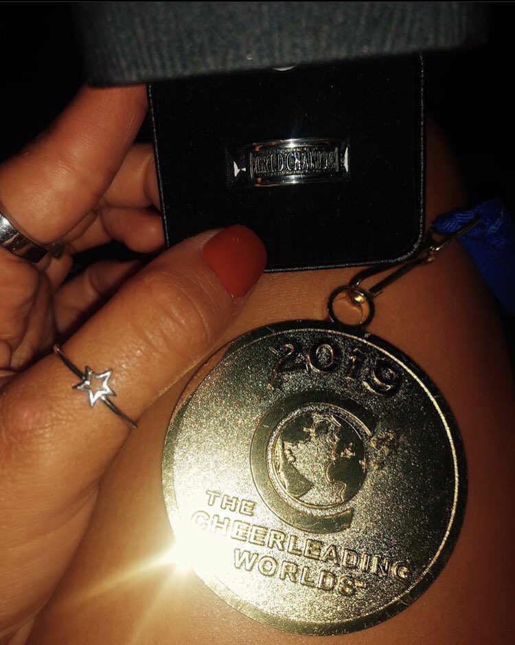 *•.¸♡ tweet media