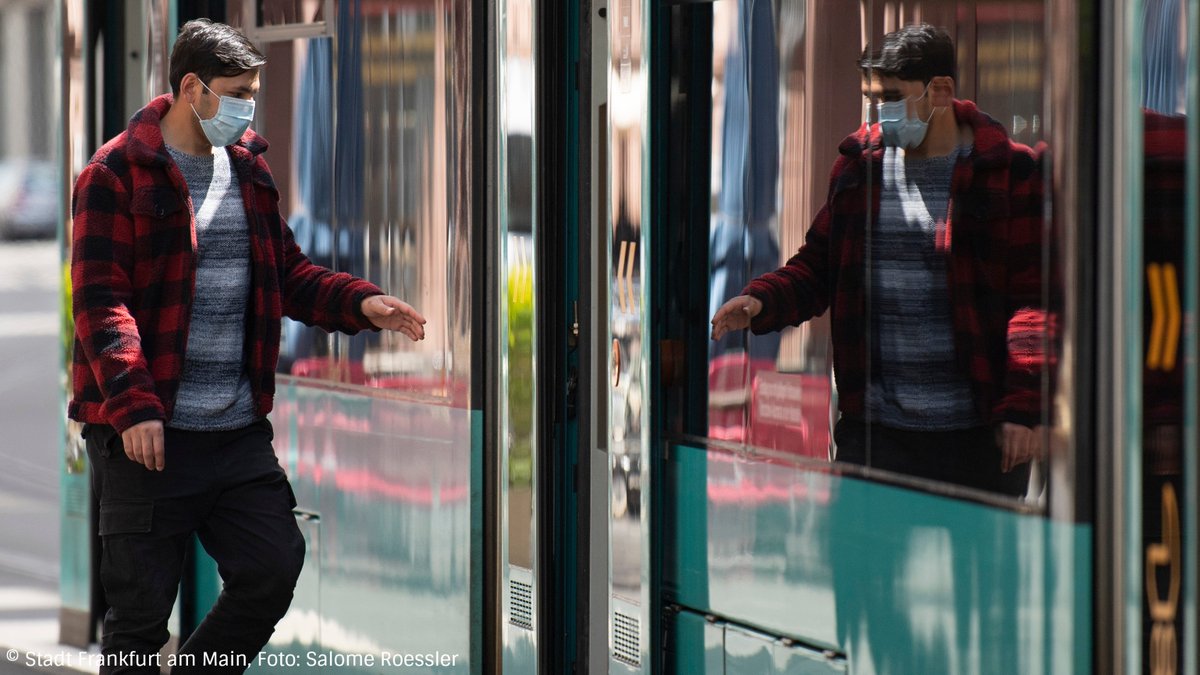 Die hessische Landesregierung hat die #Maskenpflicht erneut verschärft: Ab Montag, 19. Oktober, gilt sie an allen unter- und oberirdischen U-Bahnstationen sowie an allen Straßenbahn- und Bushaltestellen. 😷 

Alle Infos ➡️  t1p.de/bnn7