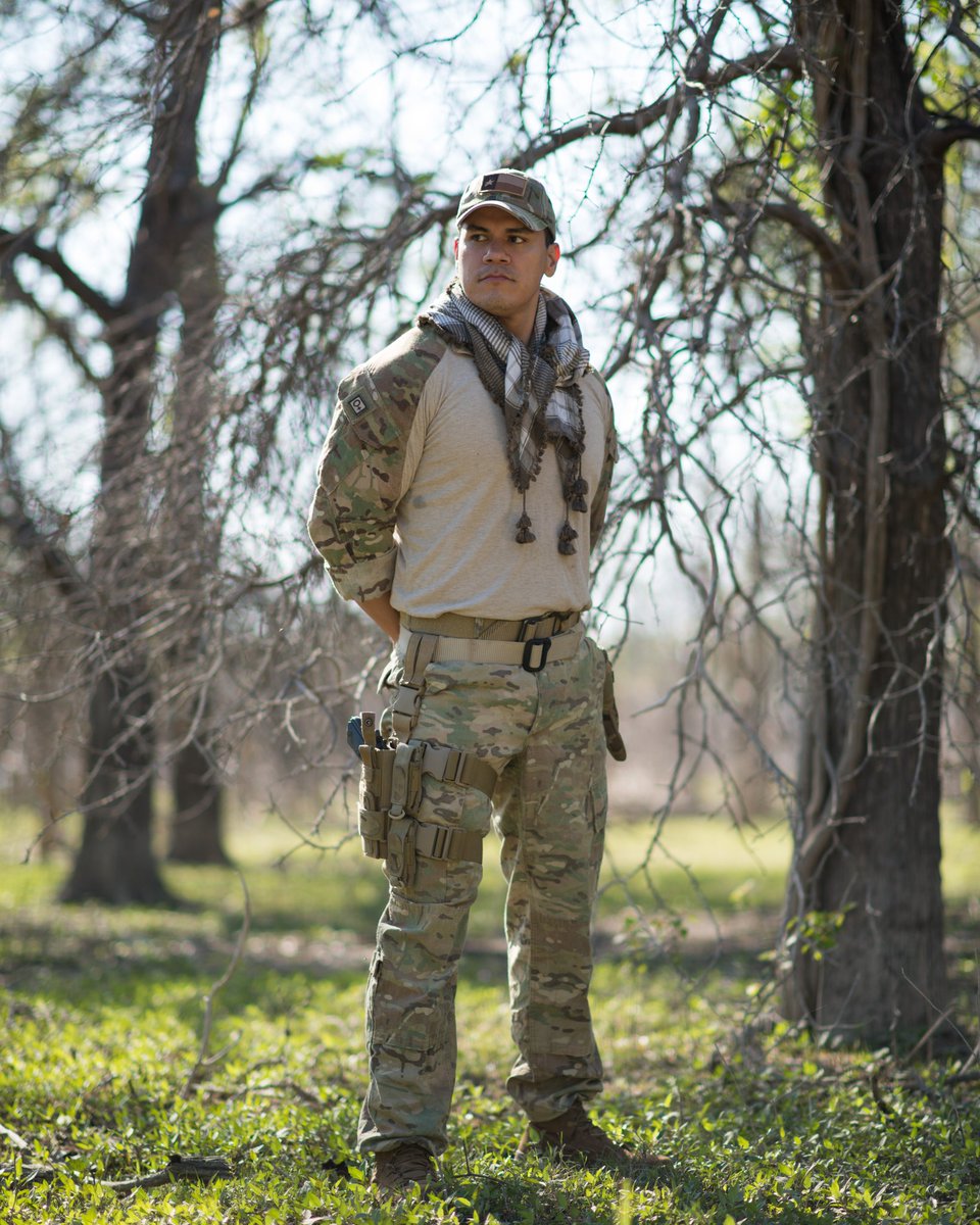 rollinsw0llen's tweet image. Next week a new trailer drops for Breaking The Loop directed by @JoelPMoody

My supporting role

*Image used is not my character

Checkout @imdb profile to see all my film credits👇
imdb.me/jesse.james

#breakingtheloop #HispanicHeritageMonth #actorslife #IMDb #MovieNews