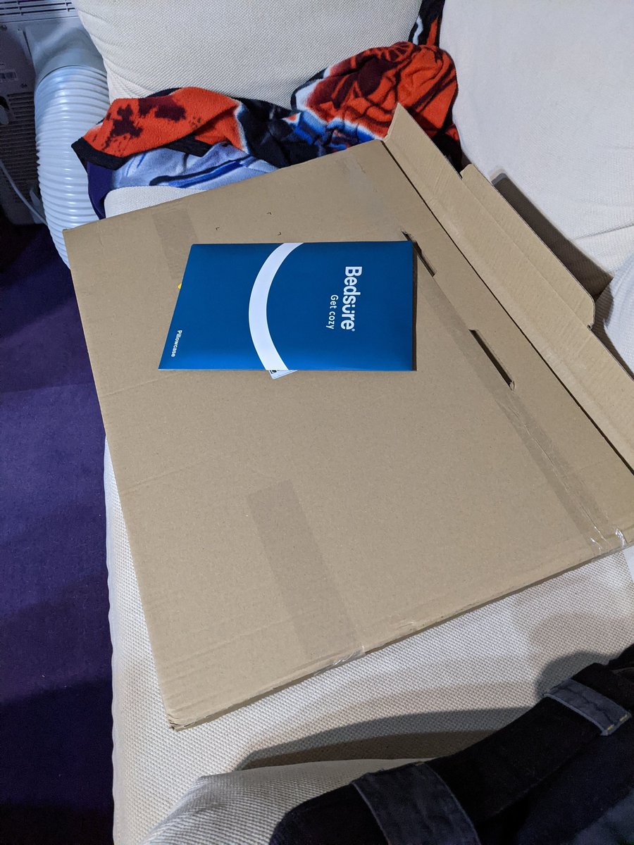 PuterTutor's tweet photo. Classic Amazon prime day packaging! ¯\_(ツ)_/¯  @AmazonUK https://t.co/PrWWAqA57V