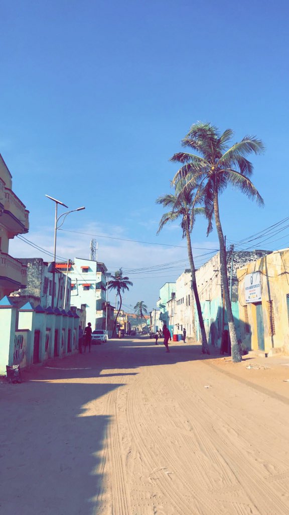 MohameddAOmar's tweet photo. Exploring the ancient history of Baraawe one of the oldest cities in Somalia. #Barawe #2020VISION #letstour #Go2barawe #BDF2020 https://t.co/yM2RaDgZQs