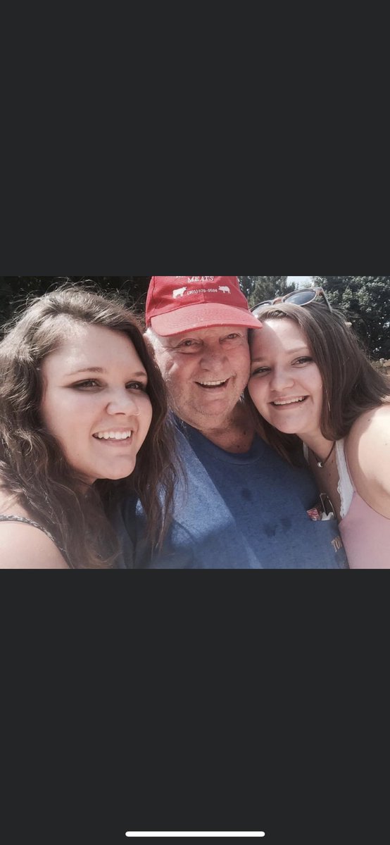 _caiitlinn_'s tweet photo. thanks for the some of the best memories growing up, I love you forever. Watch over us 💙 https://t.co/RKjZgYzkTY
