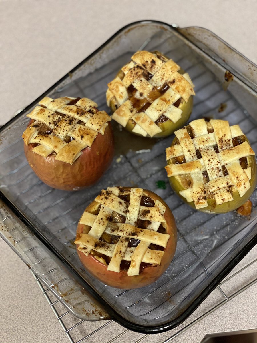 CulinaryWitman's tweet photo. We made it through week 6 of remote learning! 
Made this today on my cooking show...Apple Pie Baked Apples! 

On to week 7! Whatever that will bring! 😂😂 have a great weekend! #scoutremotelearning #Cooking #cookingshow @ConradWeiserHS https://t.co/UyHEs6iMLr