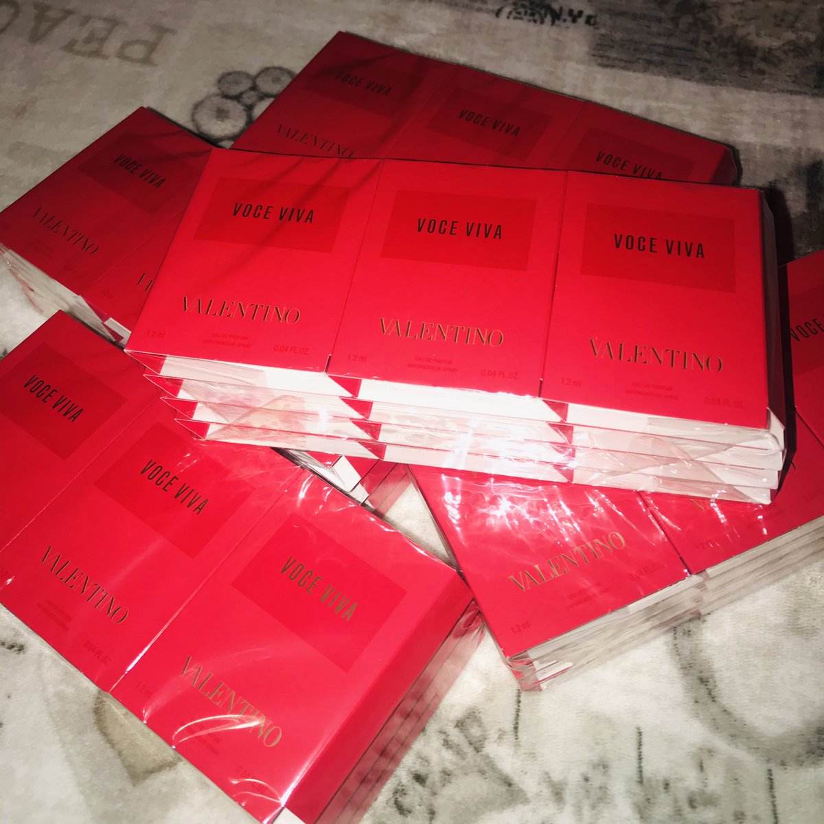ladygaganownet's tweet image. Thank you again @MaisonValentino for allowing us to have helped you with the PR List + promotional campaign of Voce Viva!Also TY for sending us more than 70 samples.We’ll be doing a giveaway to our followers from here and Instagram. RT and comment to enter and keep your DMs open.