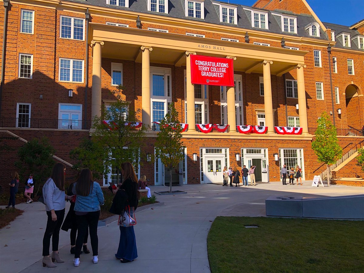 TerryCollege's tweet photo. Welcome back to campus Terry Dawgs! Congratulations to the Class of 2020 - you've earned it! 

#UGA2020 #UGAGrad https://t.co/U9GuNOCHUQ