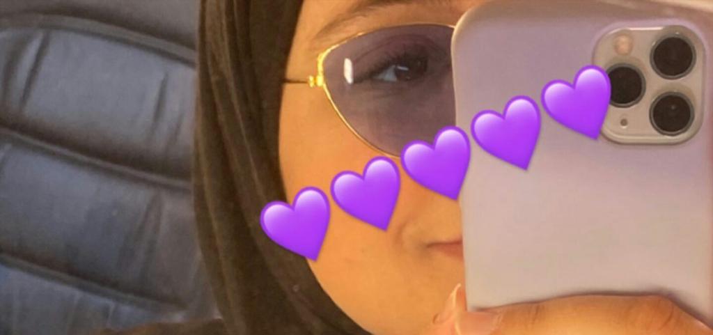 WdMely's tweet photo. قمّة الغباء ..
ان تحب انسان لا يعرف اصلاً ما معنى الحب .. https://t.co/MBk2qlPTbR