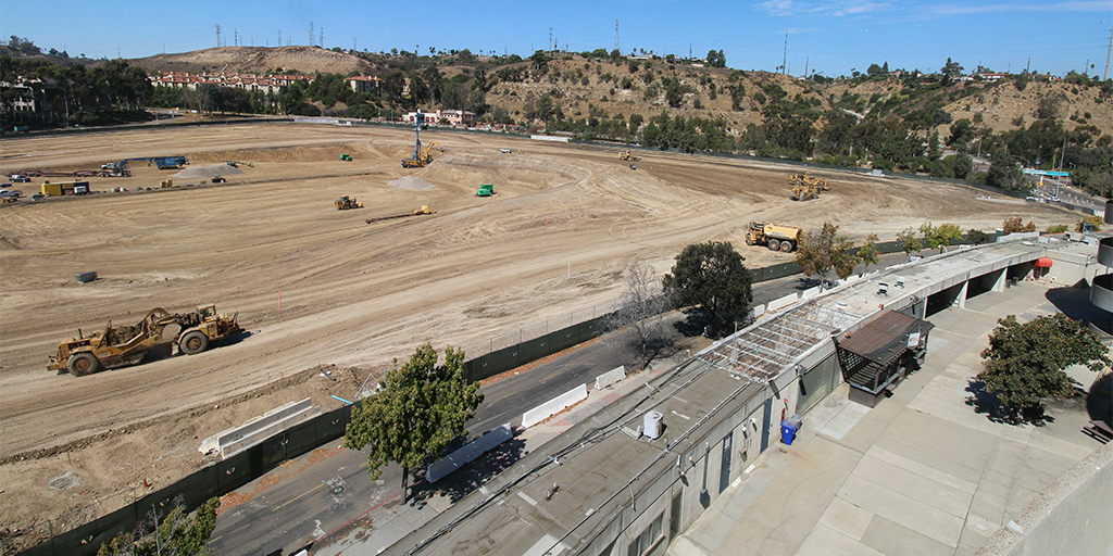SDSU_MV's tweet photo. The #SDSUMV construction camera is now live! 🚧 You can take a look at our progress and check out our team hard at work on the ground by viewing snapshots of the construction site.

📷: https://t.co/Ck3CWkcoLr https://t.co/0mYlrQP4sV
