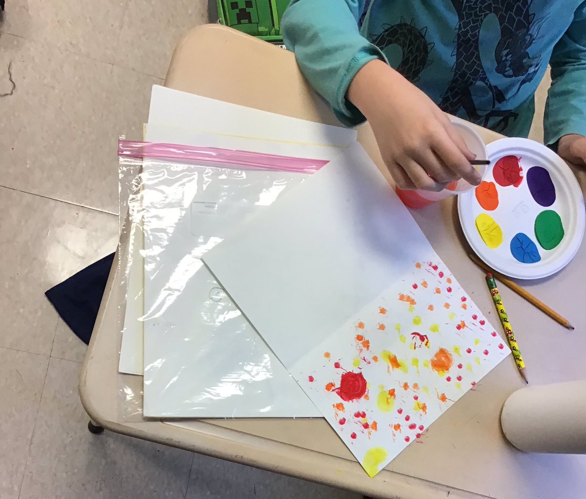 Calderfercbsd's tweet photo. Oh how we missed painting together!!! Dried tempera palettes in ziplock baggies make for easy, safe materials distribution! SS will keep these palettes until they need refills. https://t.co/zbXapQDAVE