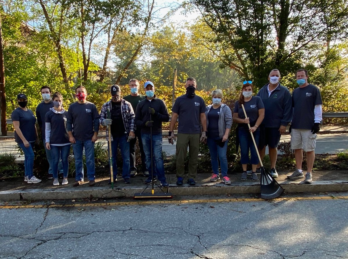 Appreciate the Pawtucket Foundation and all our local businesses. Pawtucket Proud Day.... Thank you.