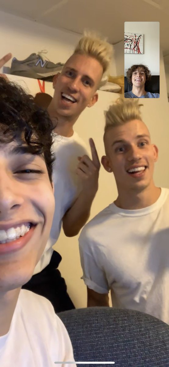 aaronhulllll's tweet image. 