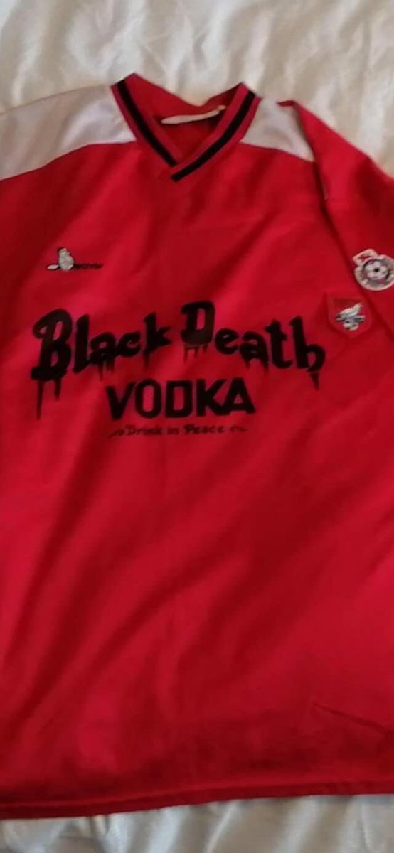 Ultra rare <a href="/safc/">Scarborough Athletic FC</a> Match worn Away Balck Death Vodka shirt worn only once before being banned @SAFCSeadogs <a href="/SAFC_LIFE/">SAFC FANPAGE</a> #UTB 🌊🐶🌊🐶